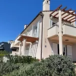 Four Bedroom House Amaya * 메덜린