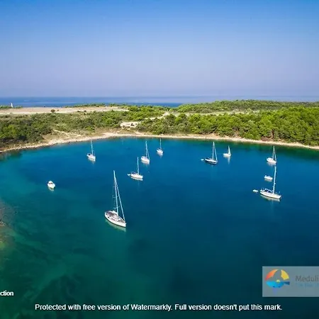 Four Bedroom House Amaya Villa Medulin