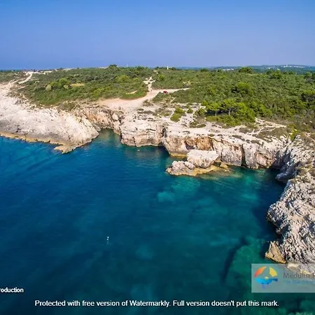 Vila Four Bedroom House Amaya Medulin