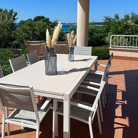 Four Bedroom House Amaya * Medulin