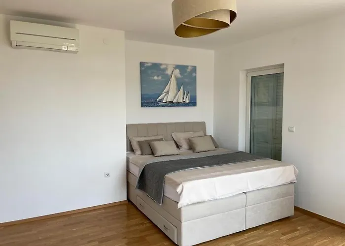 Four Bedroom House Amaya Villa Medulin