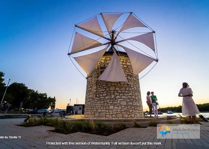 Villa Four Bedroom House Amaya Medulin