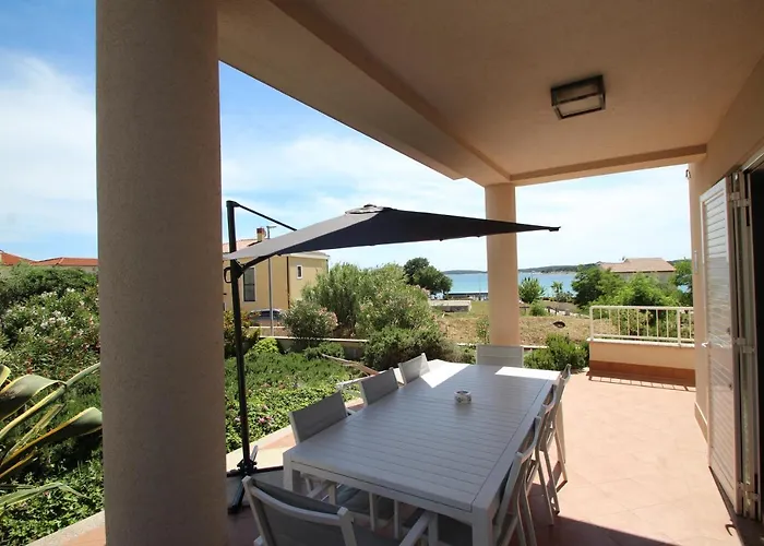 Villa Four Bedroom House Amaya Medulin